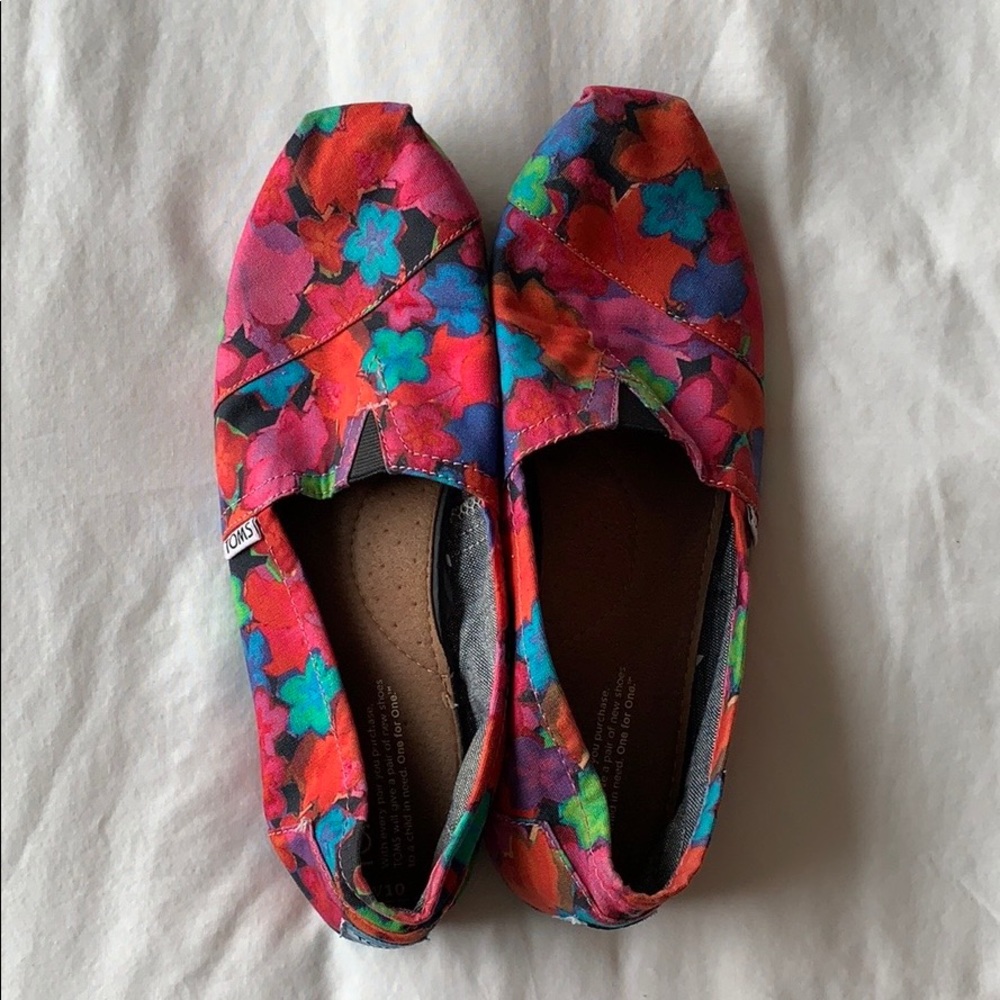 Floral Toms